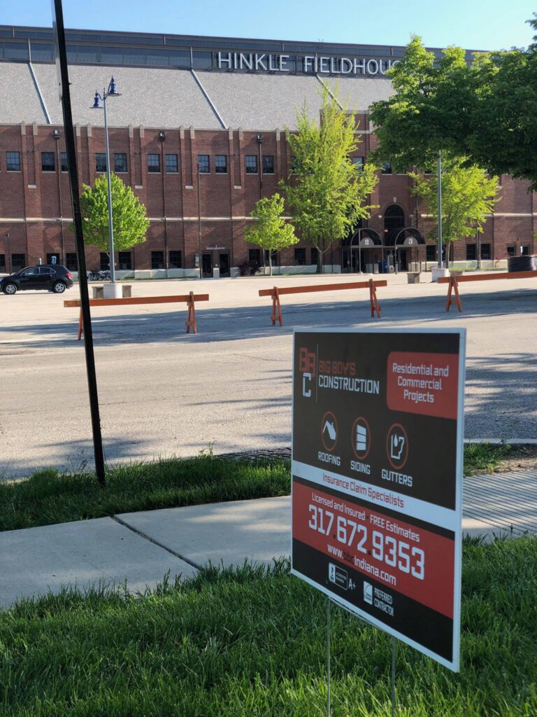 Big Boy&#039;s Construction lawn sign in front of the Hinkle Fieldhouse