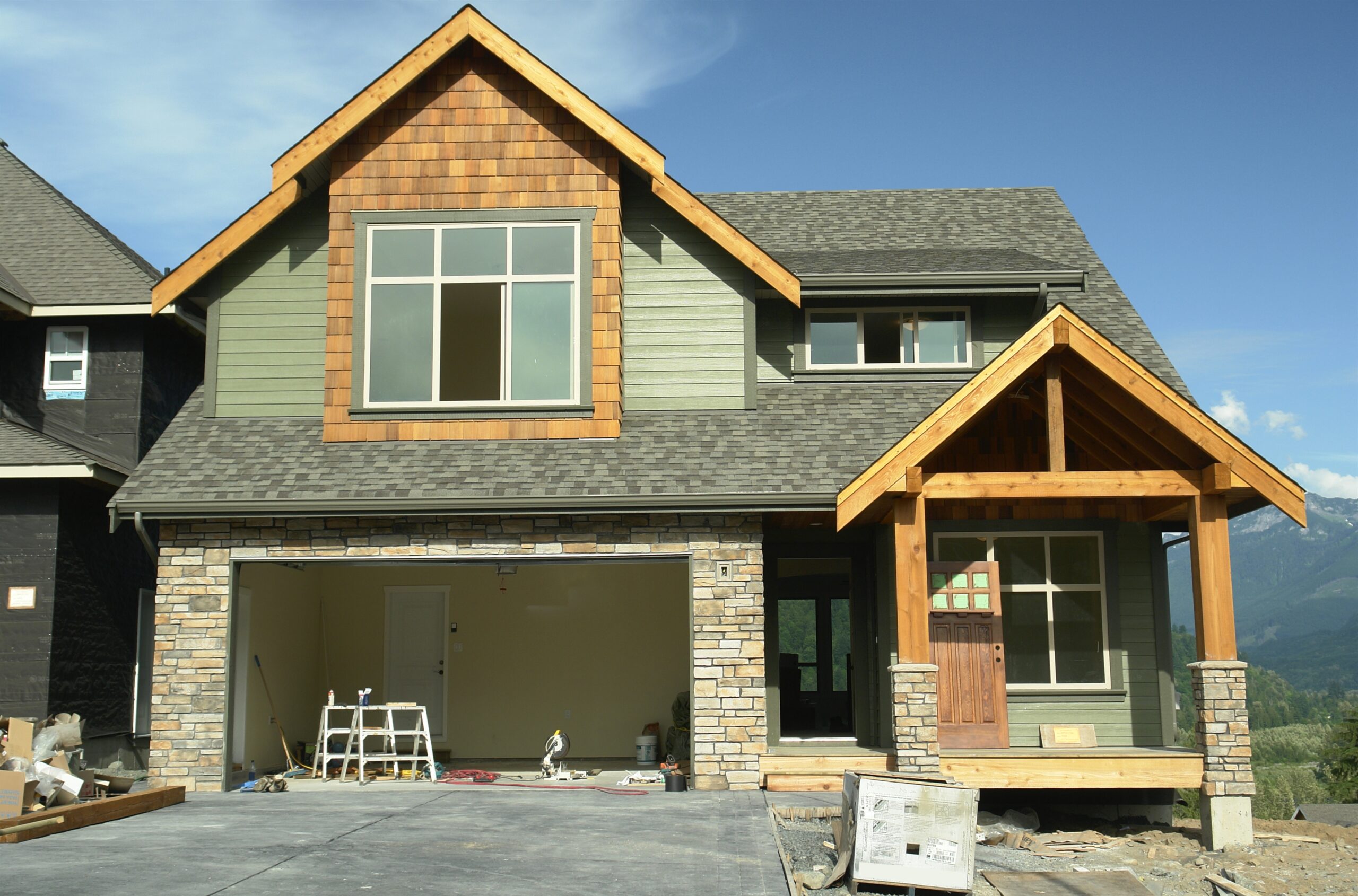 dreamstime_xxl_5705887 Best Residential Roof Replacement Company In Indianapolis Big Boy's Roofing and Construction GAF Master Elite Roofing Company in Indianapolis
