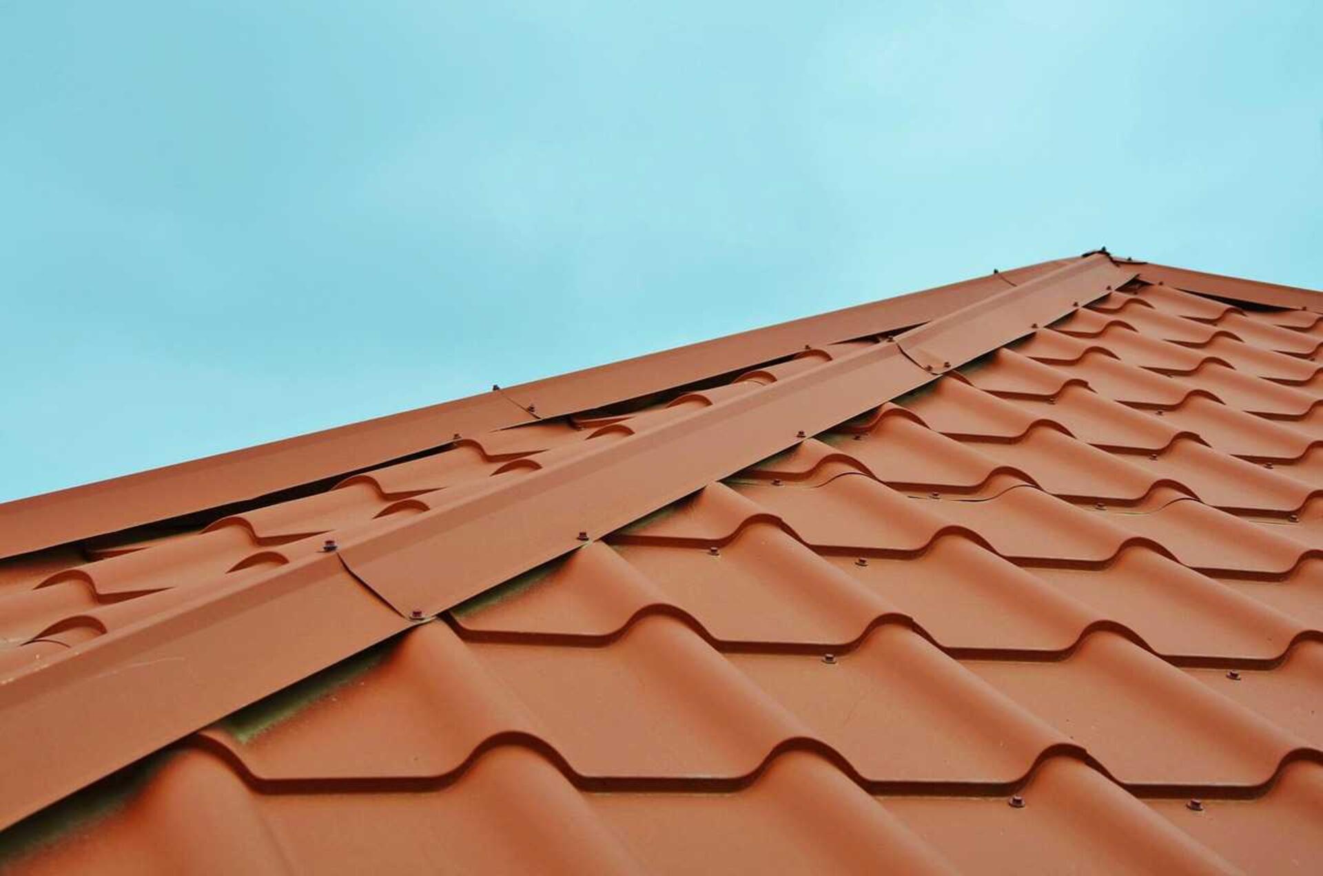 roof-2587752_1280-min