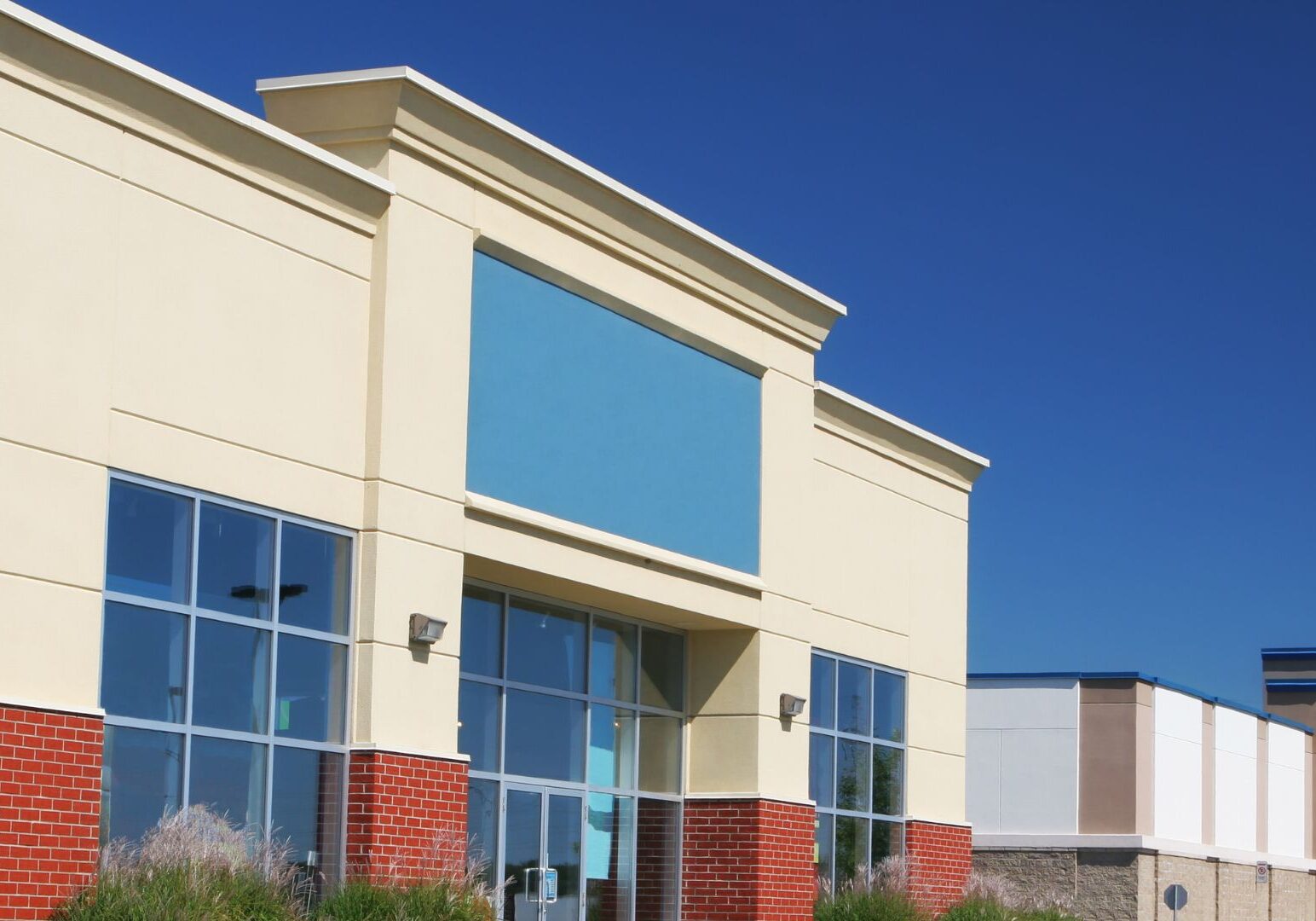 The Last Time You Had Commercial Roof Maintenance Feature (1) Commercial building